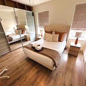 Kamer met een King Size Bed